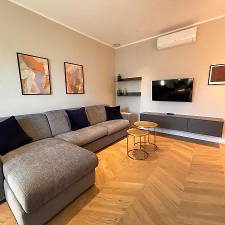 Apartment Carlo Felice *