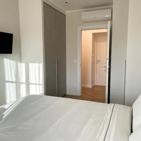 Apartment Carlo Felice Turin